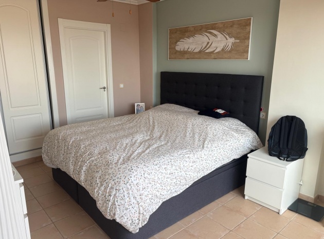 Resale - Apartment - Altaona Golf