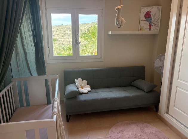 Resale - Apartment - Altaona Golf