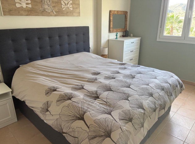 Resale - Apartment - Altaona Golf