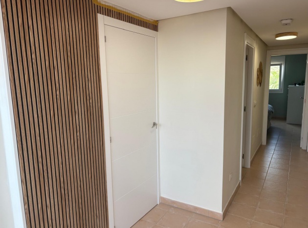 Resale - Apartment - Altaona Golf