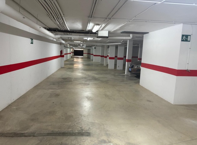 Resale - Apartment - Altaona Golf