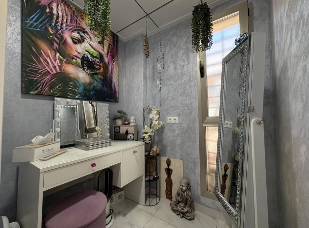 Wiederverkauf - Villa - Villamartin - PAU 26