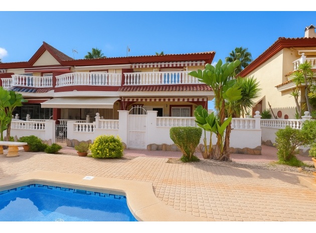 Resale - Townhouse - Ciudad Quesada - Dona Pepa