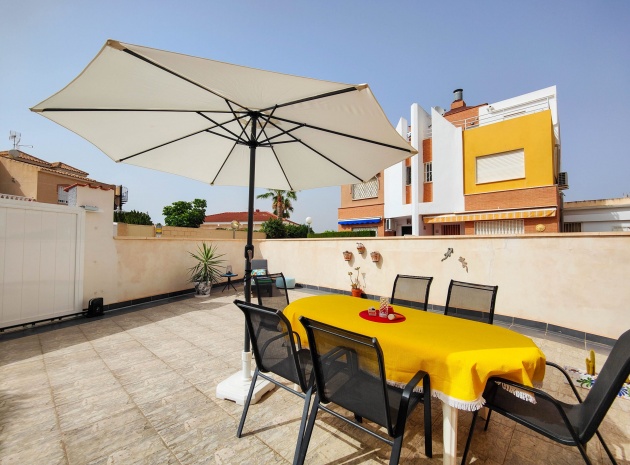 Resale - Villa - Los Altos