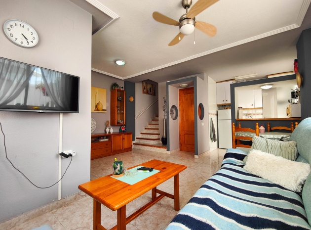 Resale - Villa - Los Altos