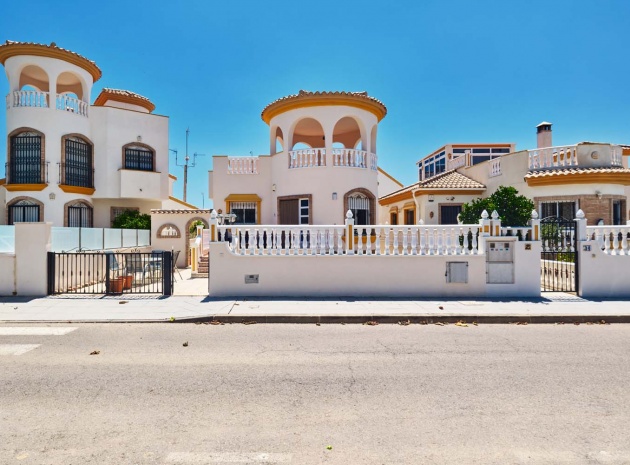 Wiederverkauf - Villa - Pinar de Campoverde