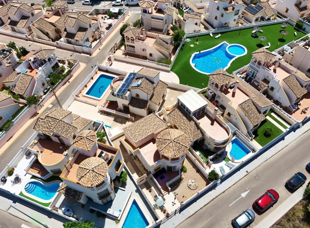 Wiederverkauf - Villa - Pinar de Campoverde