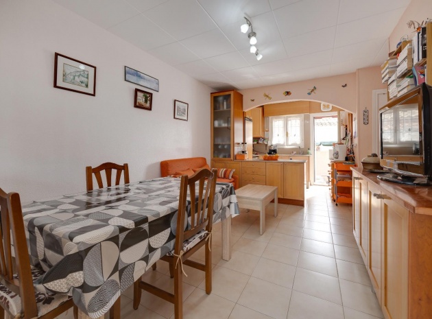 Resale - Townhouse - La Florida  - La Florida