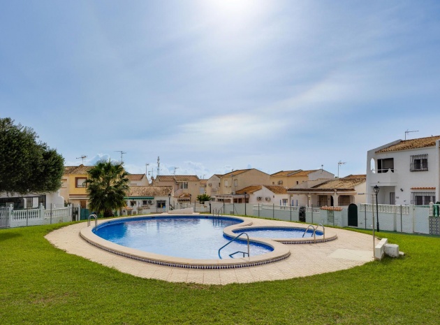 Resale - Townhouse - La Florida  - La Florida