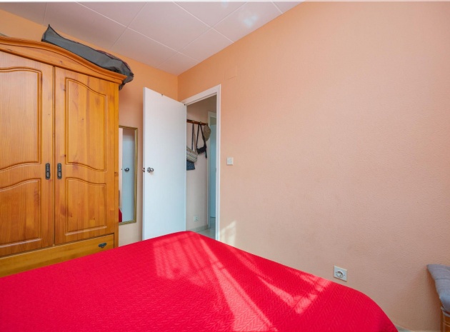 Resale - Townhouse - La Florida  - La Florida