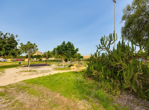 Resale - Townhouse - La Florida  - La Florida