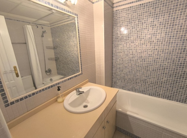 Wiederverkauf - Wohnung - Heredades - heredades