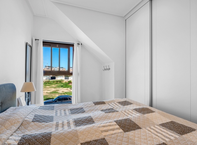 Wiederverkauf - Wohnung - Torre de la Horadada (Alicante) - Spain