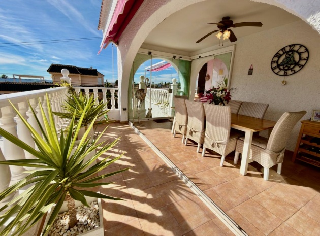 Återförsäljning - Villa - Ciudad Quesada