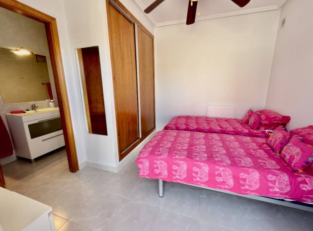 Återförsäljning - Villa - Ciudad Quesada