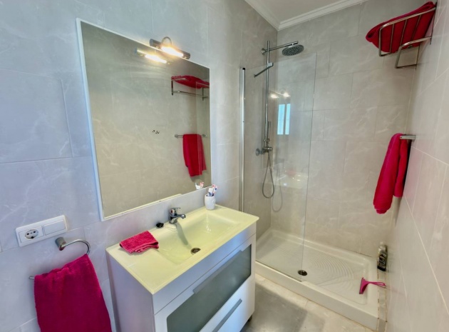 Återförsäljning - Villa - Ciudad Quesada