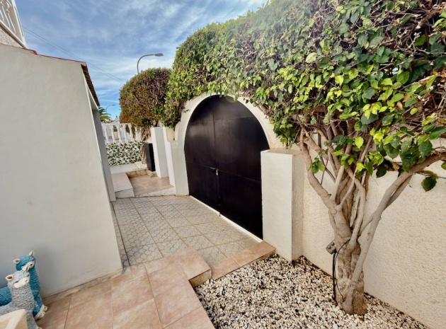 Återförsäljning - Villa - Ciudad Quesada