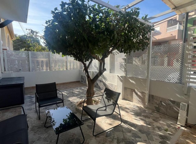 Återförsäljning - Radhus - Algorfa