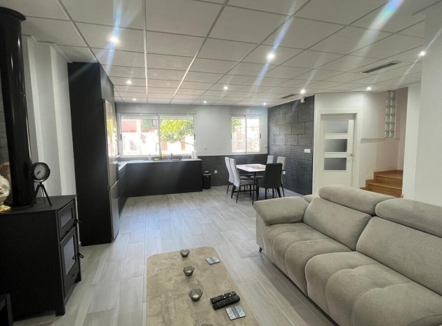 Återförsäljning - Radhus - Algorfa