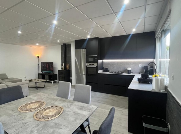 Återförsäljning - Radhus - Algorfa