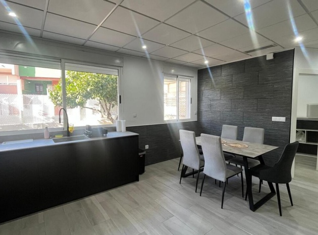 Återförsäljning - Radhus - Algorfa