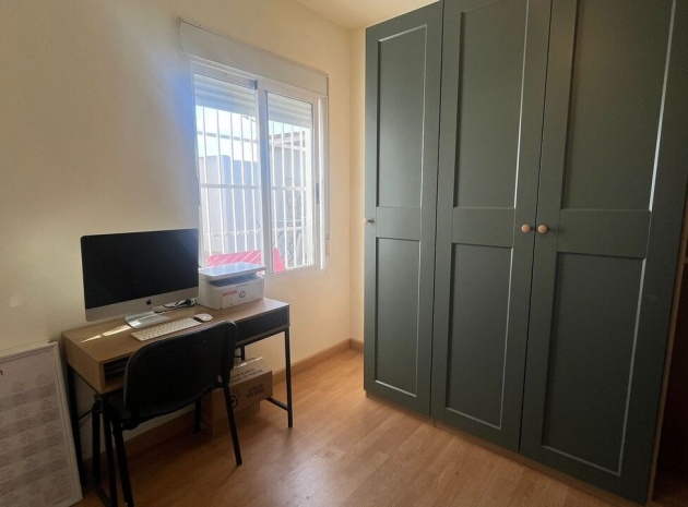 Återförsäljning - Radhus - Algorfa