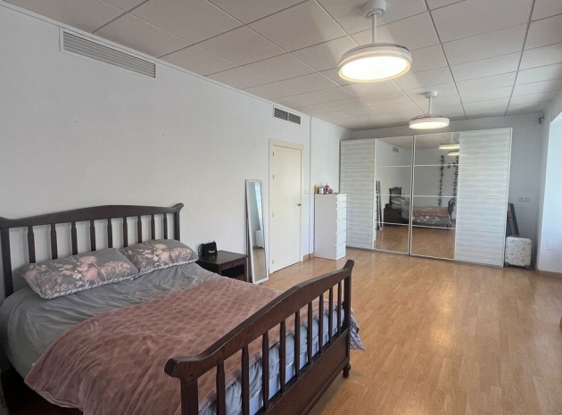 Återförsäljning - Radhus - Algorfa