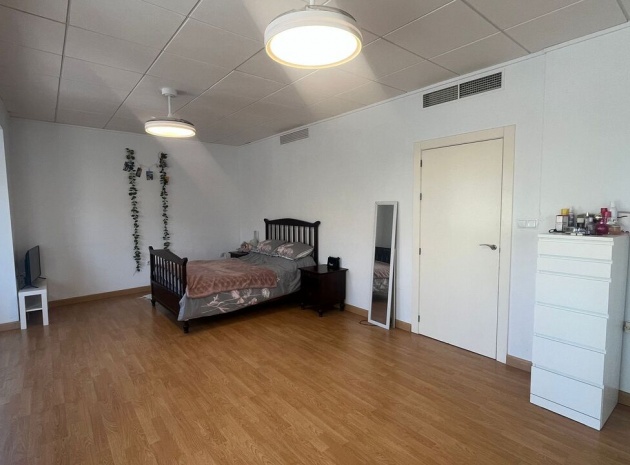 Återförsäljning - Radhus - Algorfa