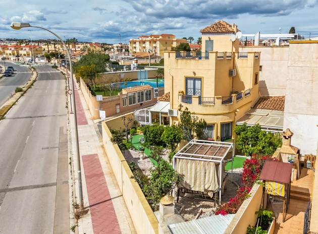 Wiederverkauf - Villa - Orihuela Costa - La Zenia- Orihuela costa
