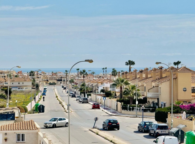 Wiederverkauf - Villa - Orihuela Costa - La Zenia- Orihuela costa