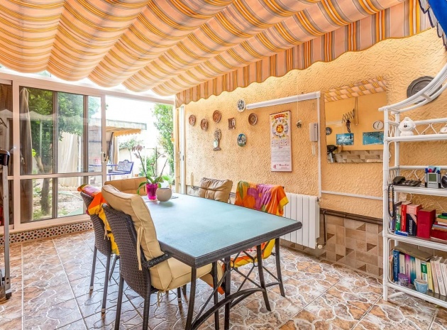 Wiederverkauf - Villa - Orihuela Costa - La Zenia- Orihuela costa