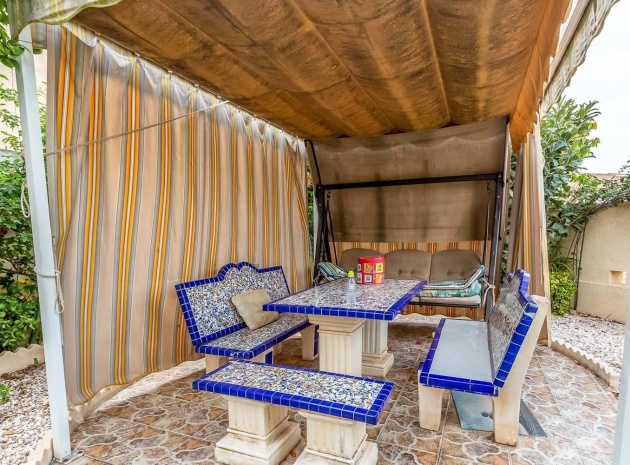 Wiederverkauf - Villa - Orihuela Costa - La Zenia- Orihuela costa