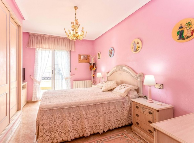 Wiederverkauf - Villa - Orihuela Costa - La Zenia- Orihuela costa