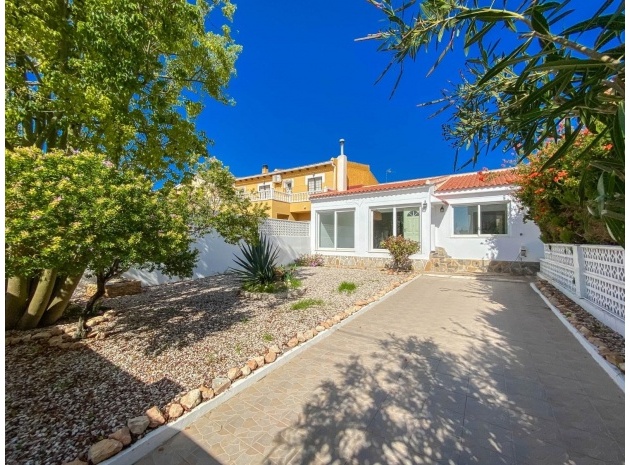 Wiederverkauf - Villa - Torrevieja - Aguas Nuevas