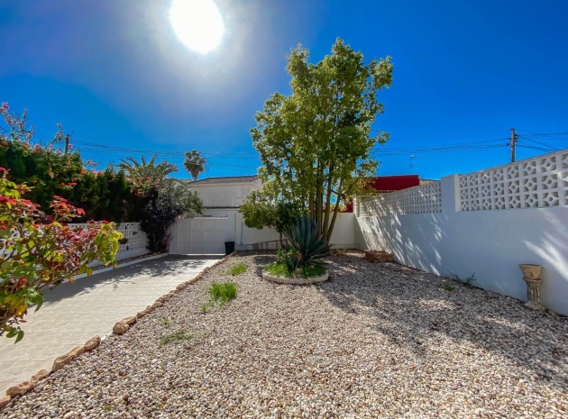 Wiederverkauf - Villa - Torrevieja - Aguas Nuevas