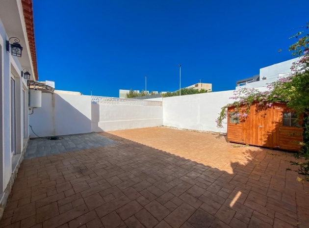 Wiederverkauf - Villa - Torrevieja - Aguas Nuevas