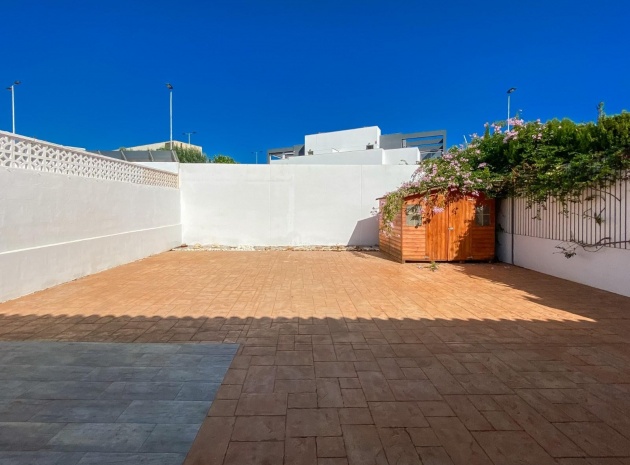 Wiederverkauf - Villa - Torrevieja - Aguas Nuevas