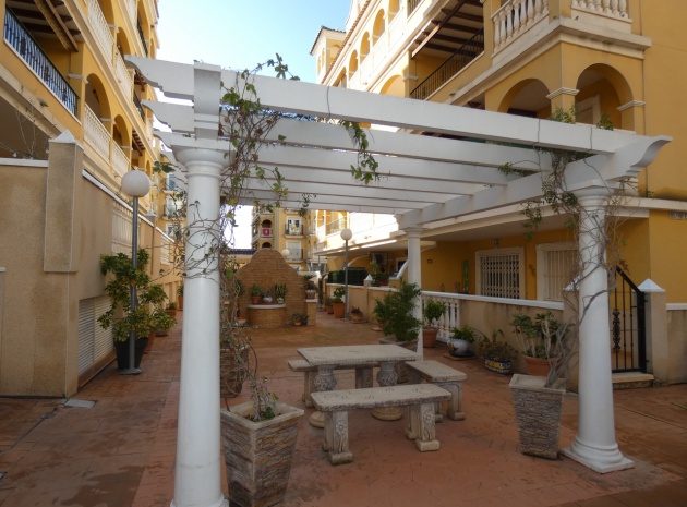 Resale - Apartment - Algorfa