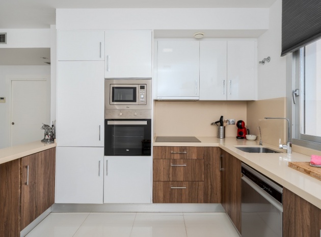 Återförsäljning - Lägenhet - Punta Prima - Marina Med