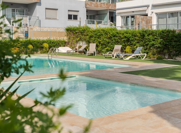 Återförsäljning - Lägenhet - Punta Prima - Marina Med