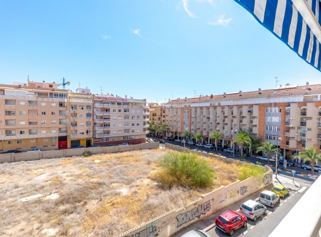 Resale - Apartment - Torrevieja - Beachside Torrevieja