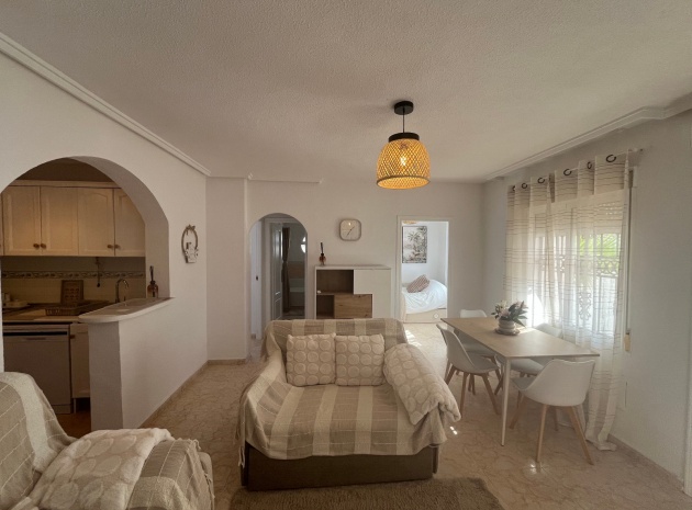 Återförsäljning - Villa - Punta Prima - serena