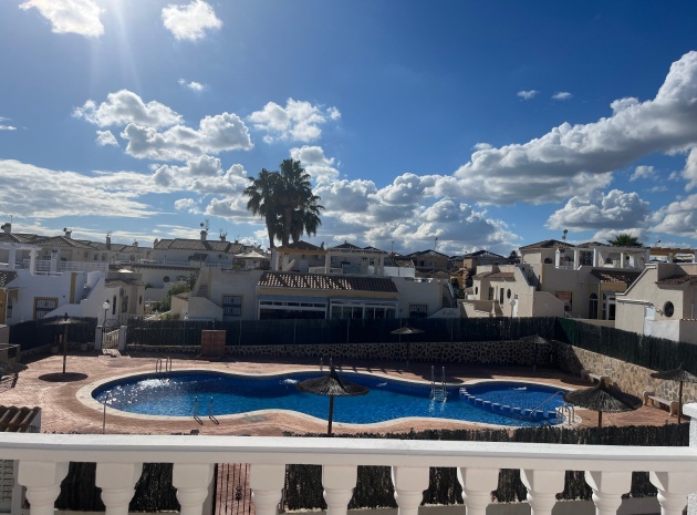 Återförsäljning - Villa - Punta Prima - serena