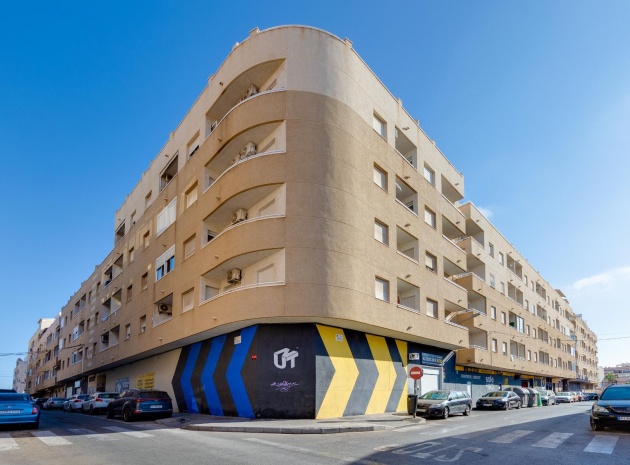 Resale - Apartment - Torrevieja - Beachside Torrevieja