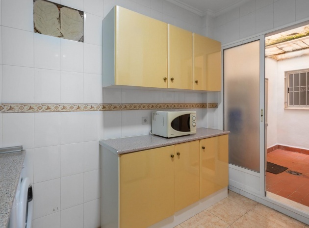 Wiederverkauf - Wohnung - Torrevieja - Beachside Torrevieja