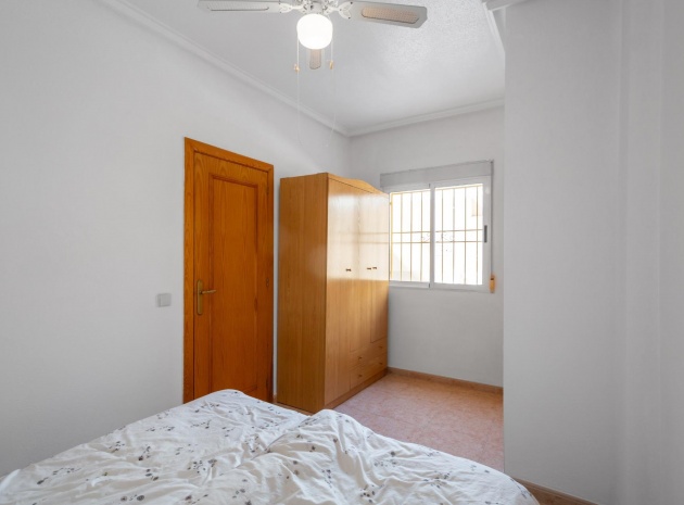 Wiederverkauf - Wohnung - Torrevieja - Beachside Torrevieja