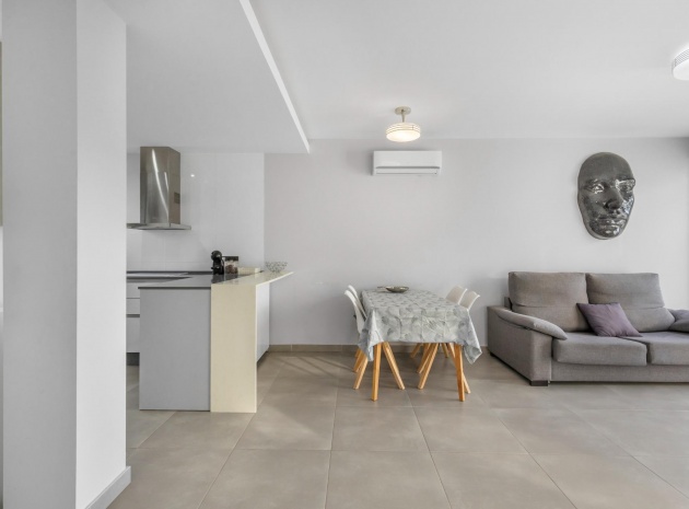 Resale - Apartment - Punta Prima - oasis beach