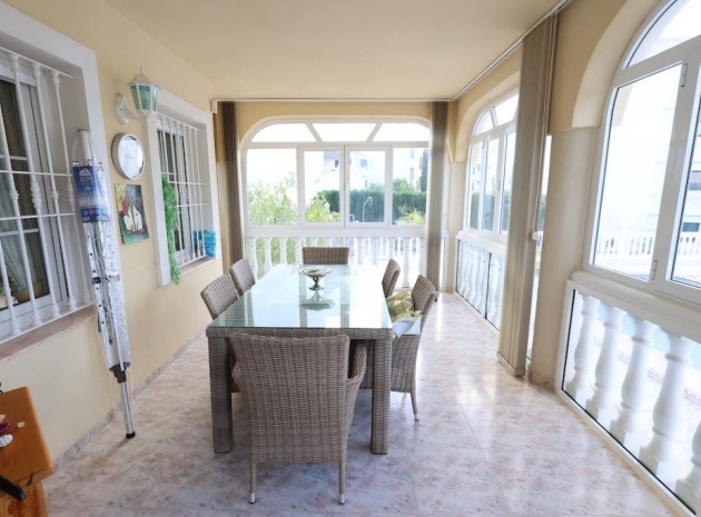 Resale - Villa - Villamartin - las filipinas