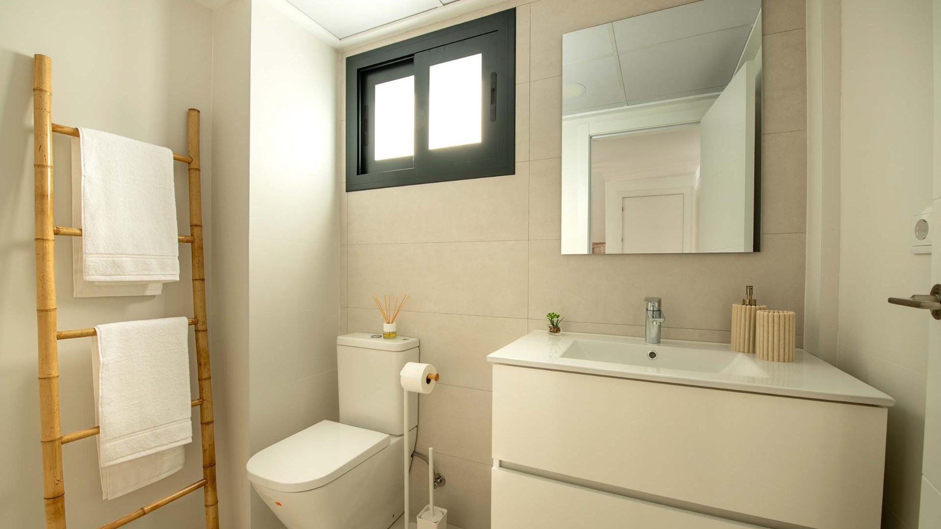 New Build - Townhouse - Cox - San Fernando