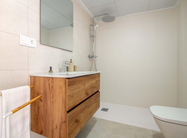 New Build - Bungalow - Cox - San Fernando